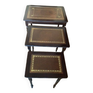 Tables gigognes