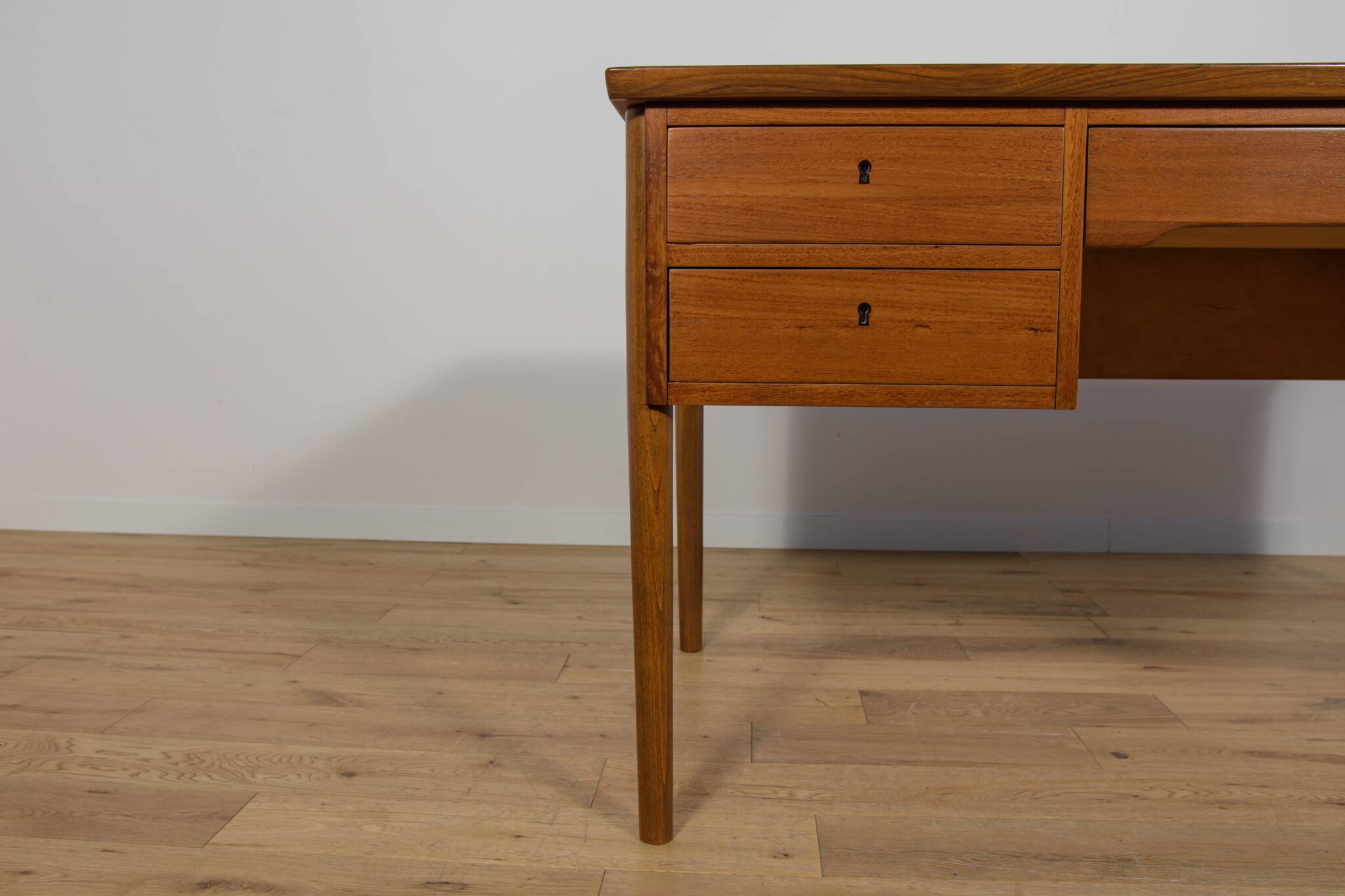 Mid-Century Freestanding Teak Desk, Denmark, 1960s