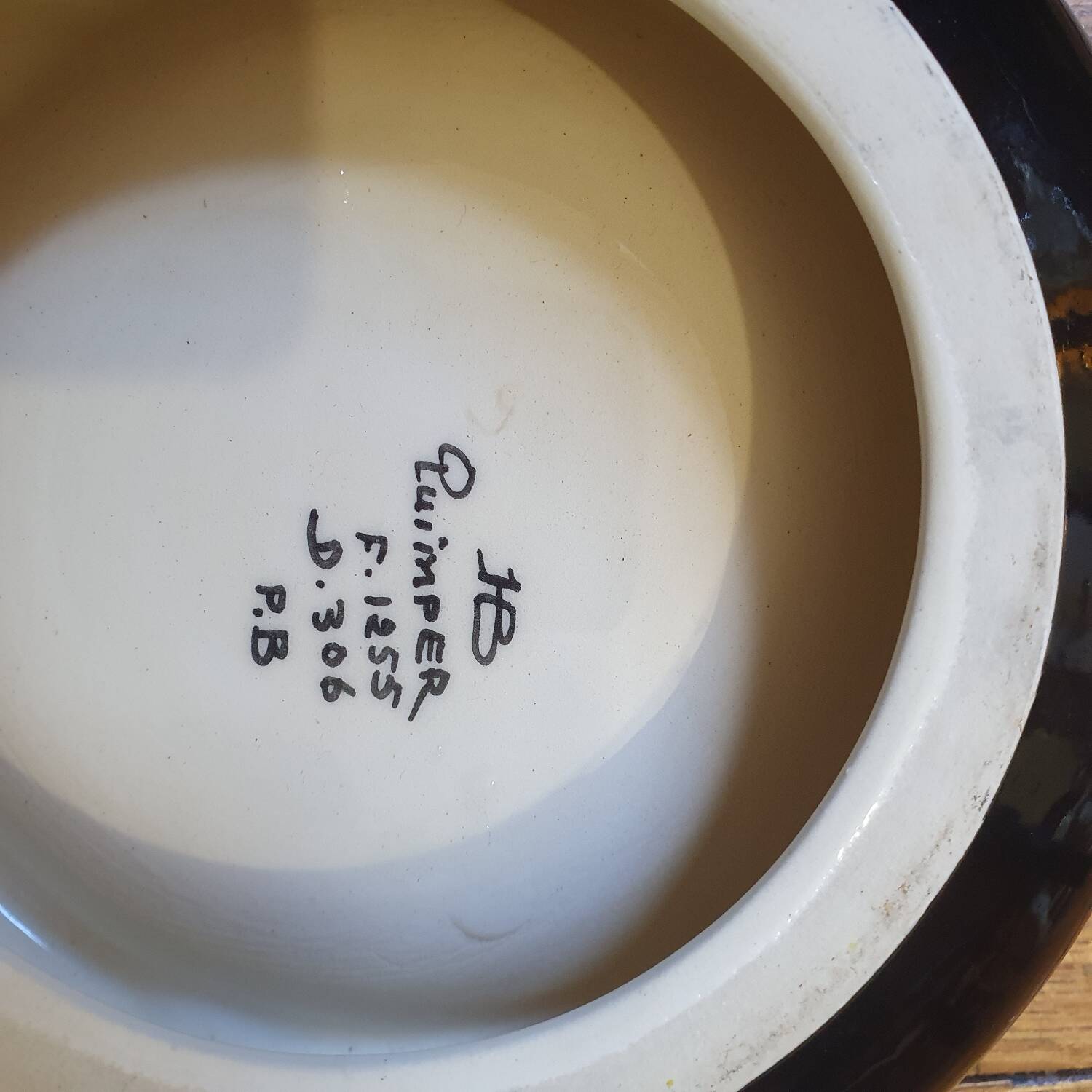 Quimper faience ashtray