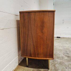 Walnut sideboard 1950s – William Watting Modernord