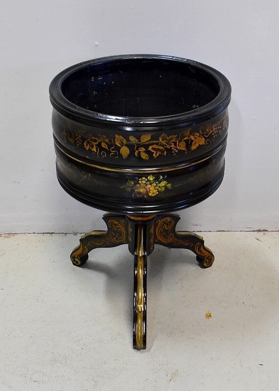 Napoleon III planter in blackened wood and gilded decorations, XIXth century