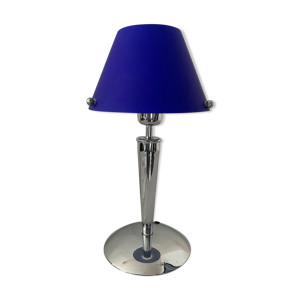 lampe en métal chromé