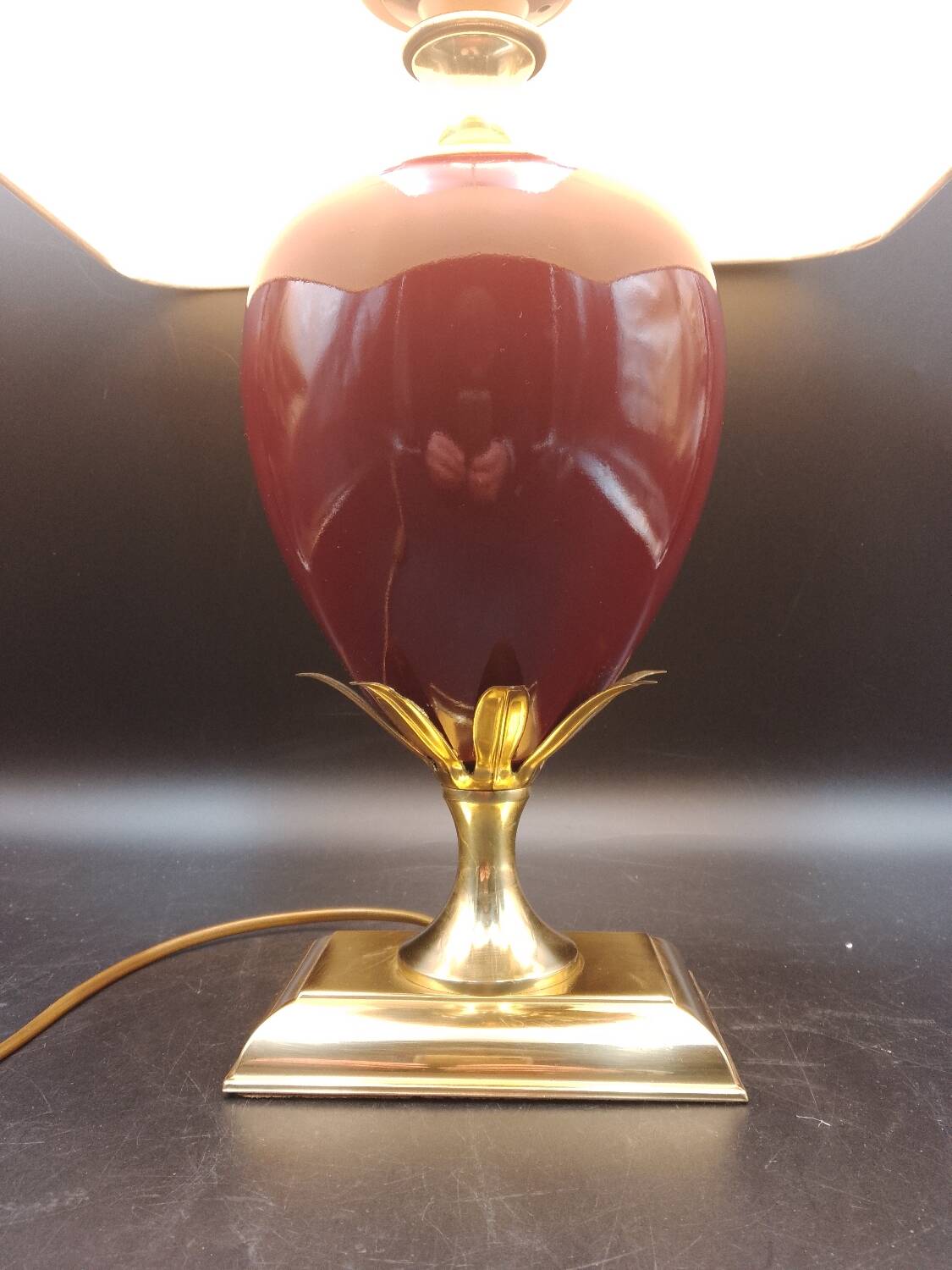 Beautiful Bordeaux Porcelain and Brass Lamp Le Dauphin Model Ançay Annanas