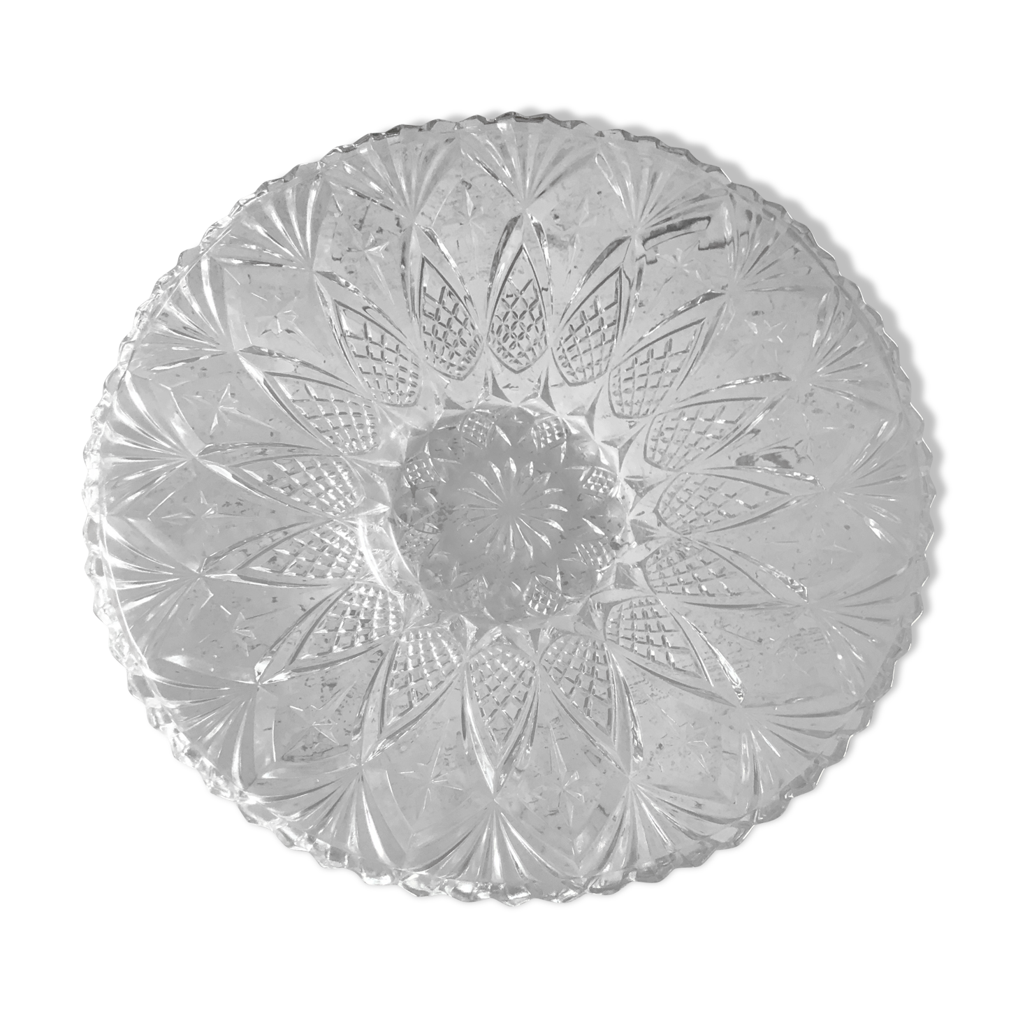 Chiseled glass dish