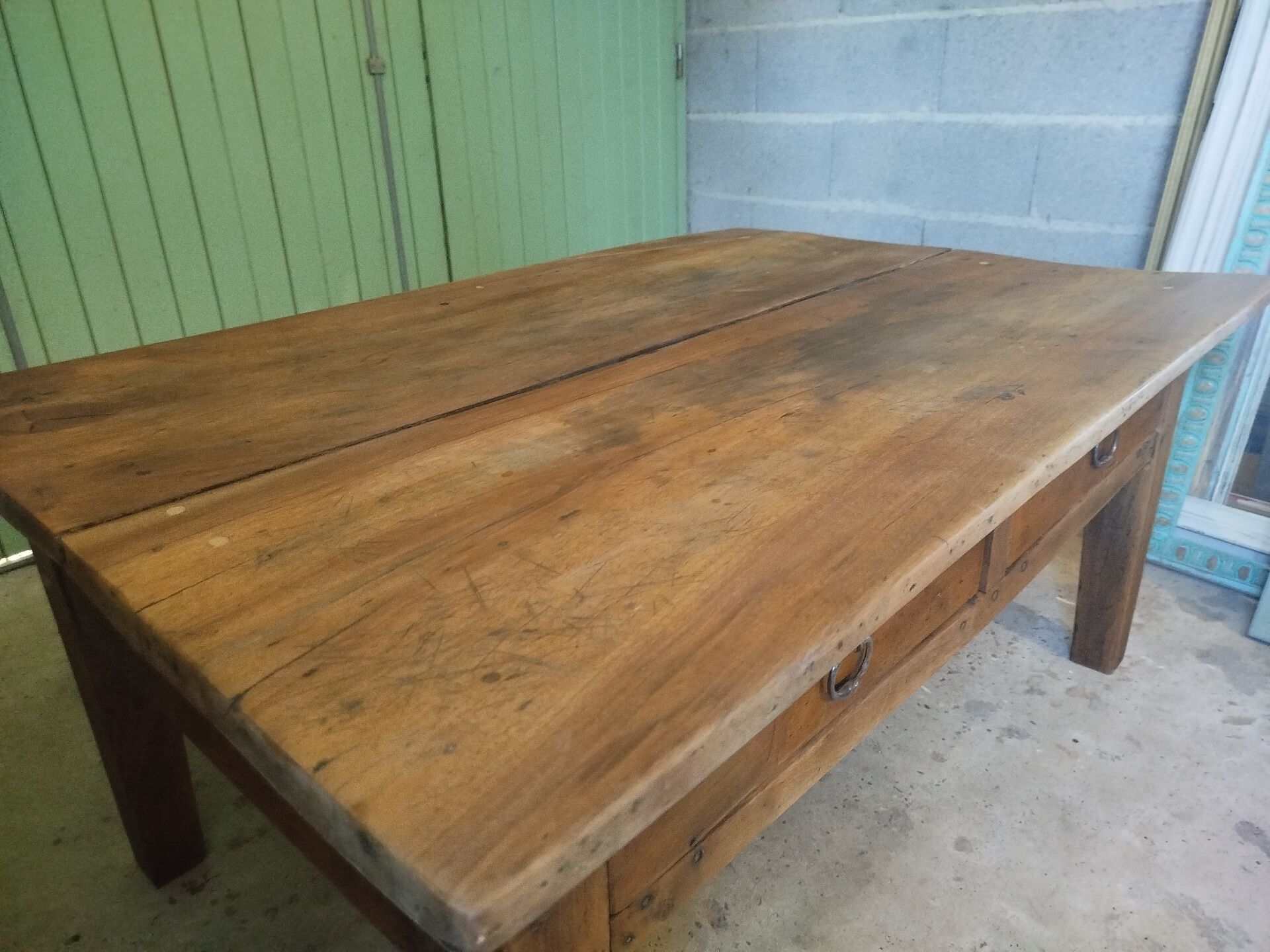 Table basse de ferme ancienne
