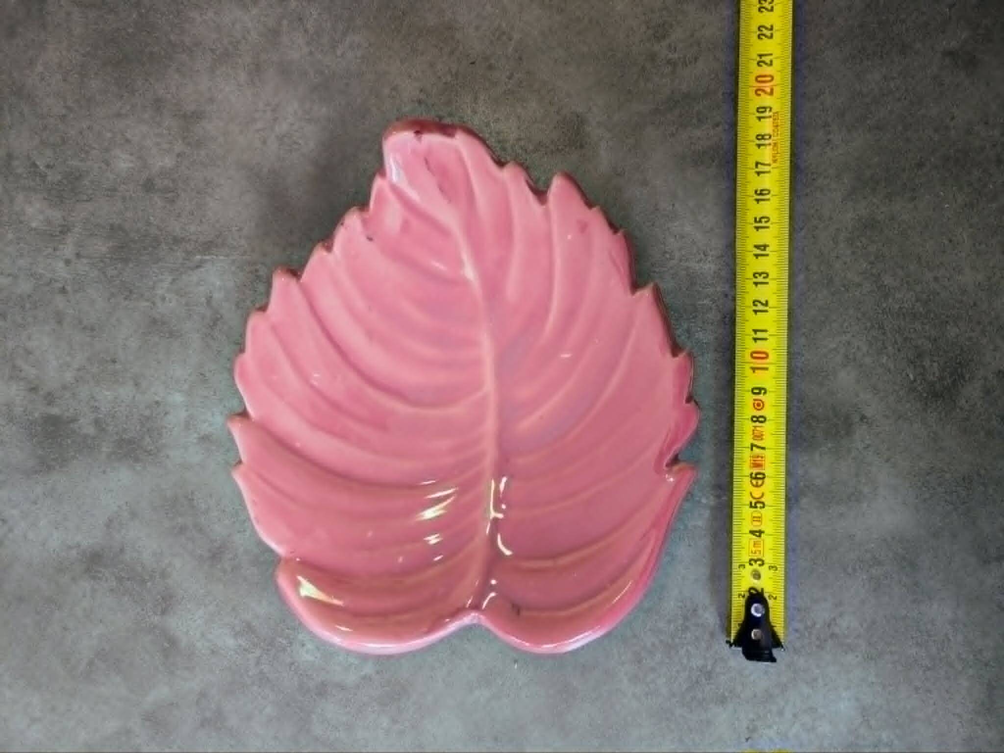 Vallauris signé – Coupelles et grand plat feuilles tropicales déco vintage