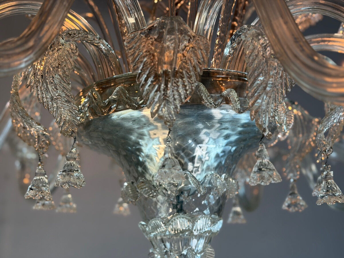 Venetian lustre in colourless Murano glass, 12 light arms, circa 1900