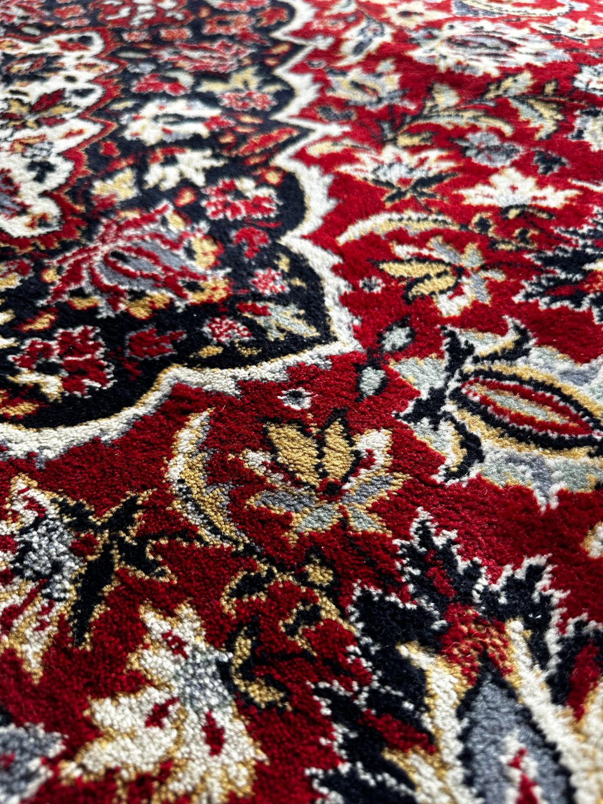 Oriental-style wool rug 2m x 3m