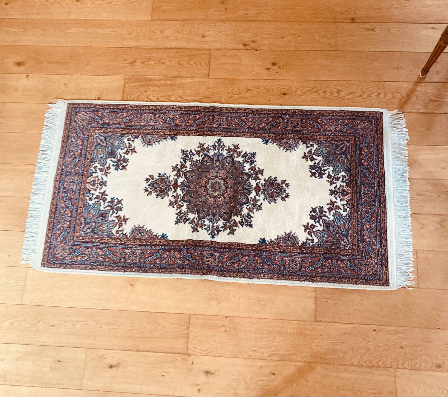 Tapis d’Orient en pure laine vierge tissée main époque XXe