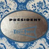 Oval stainless steel dish