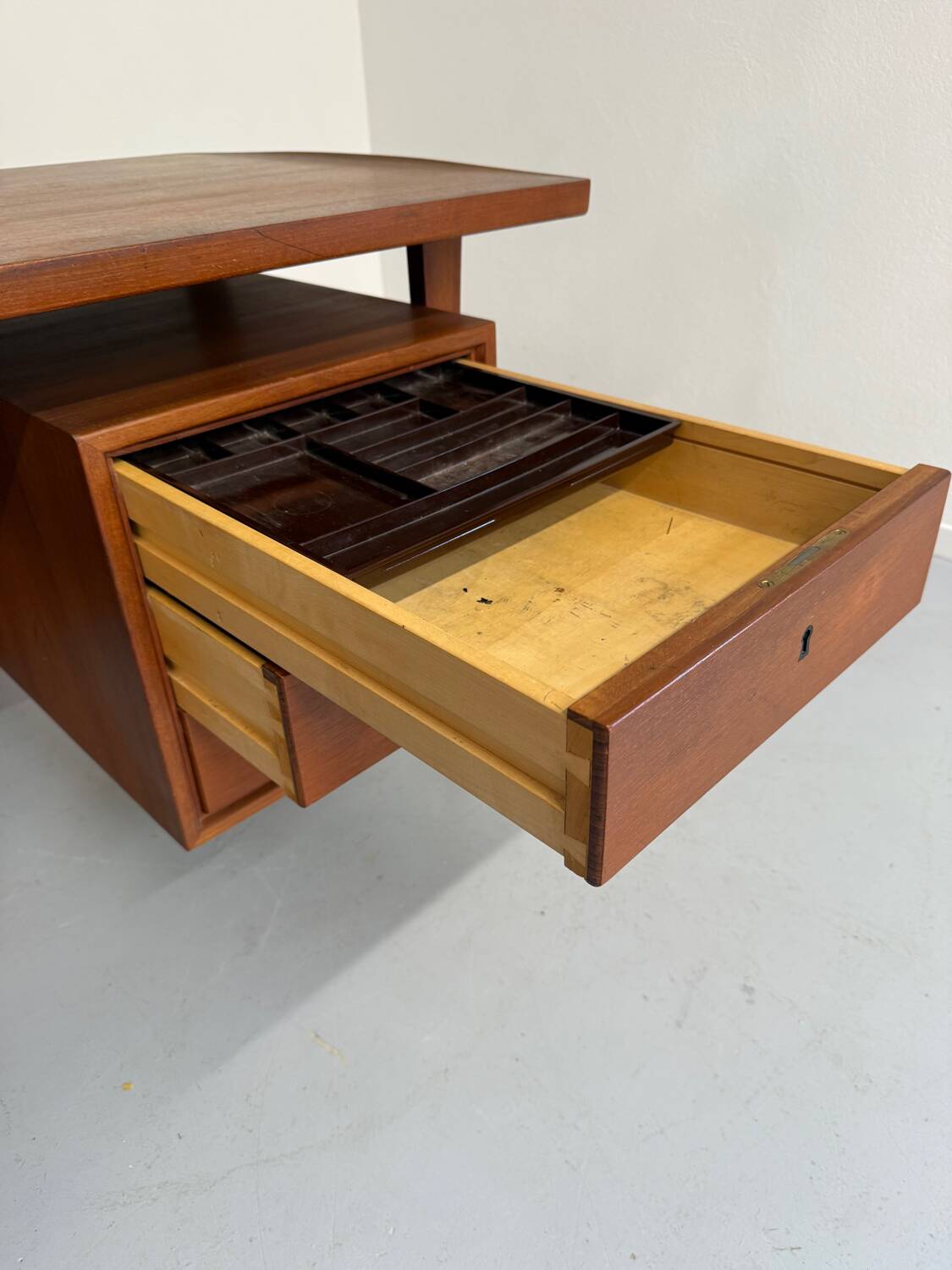 Scandinavian design desk Swiss Teack 70s vintage teak