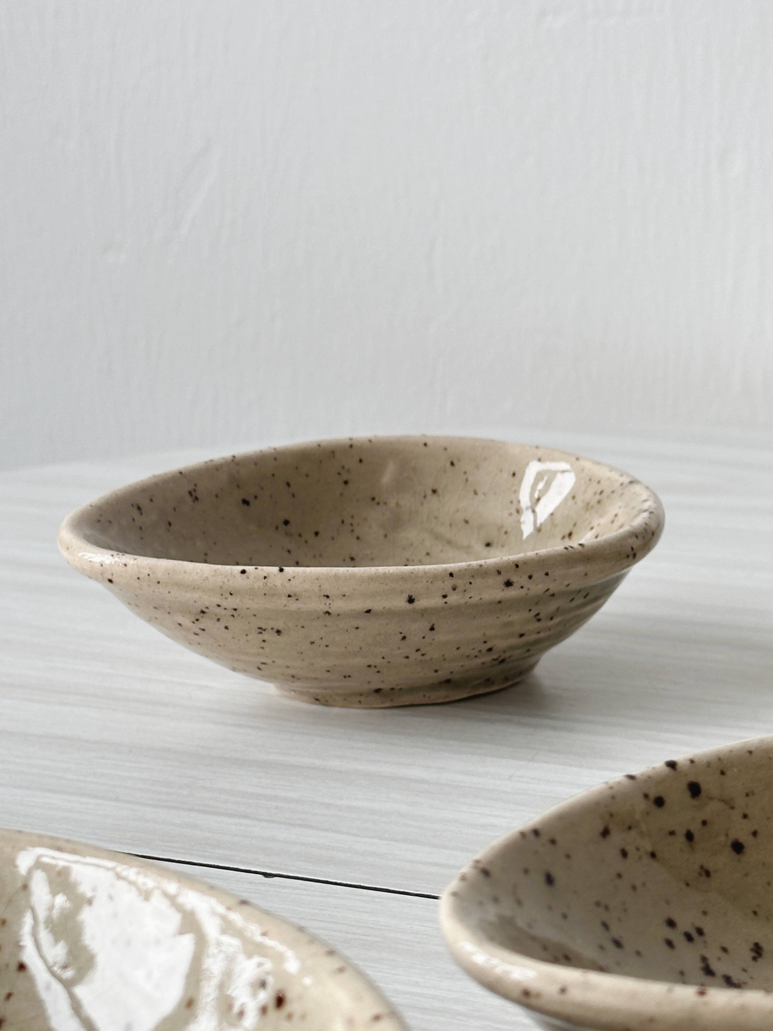 5 spotted pyrite sandstone bowls