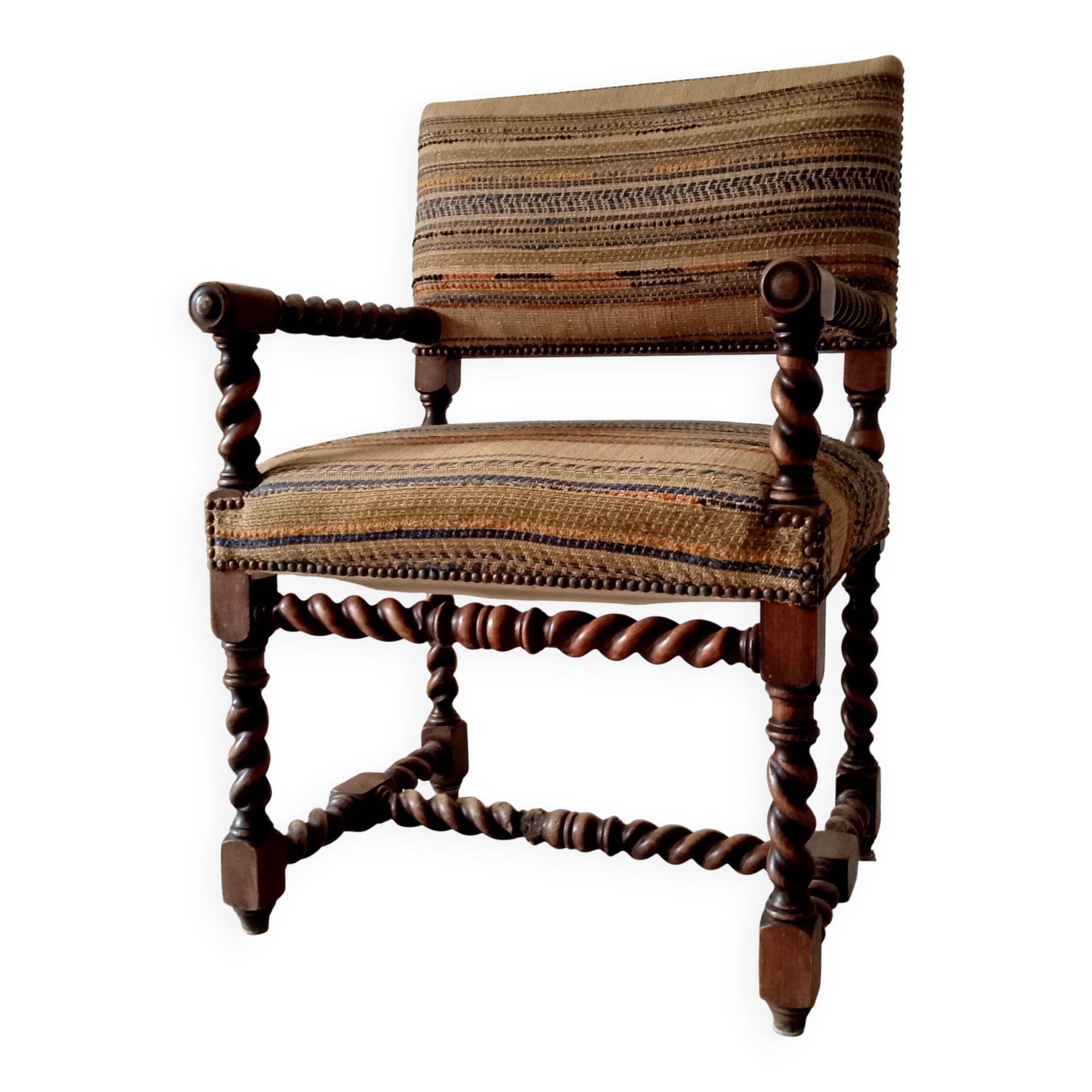 Ancien fauteuil "caqueteuse" de style Louis XIII