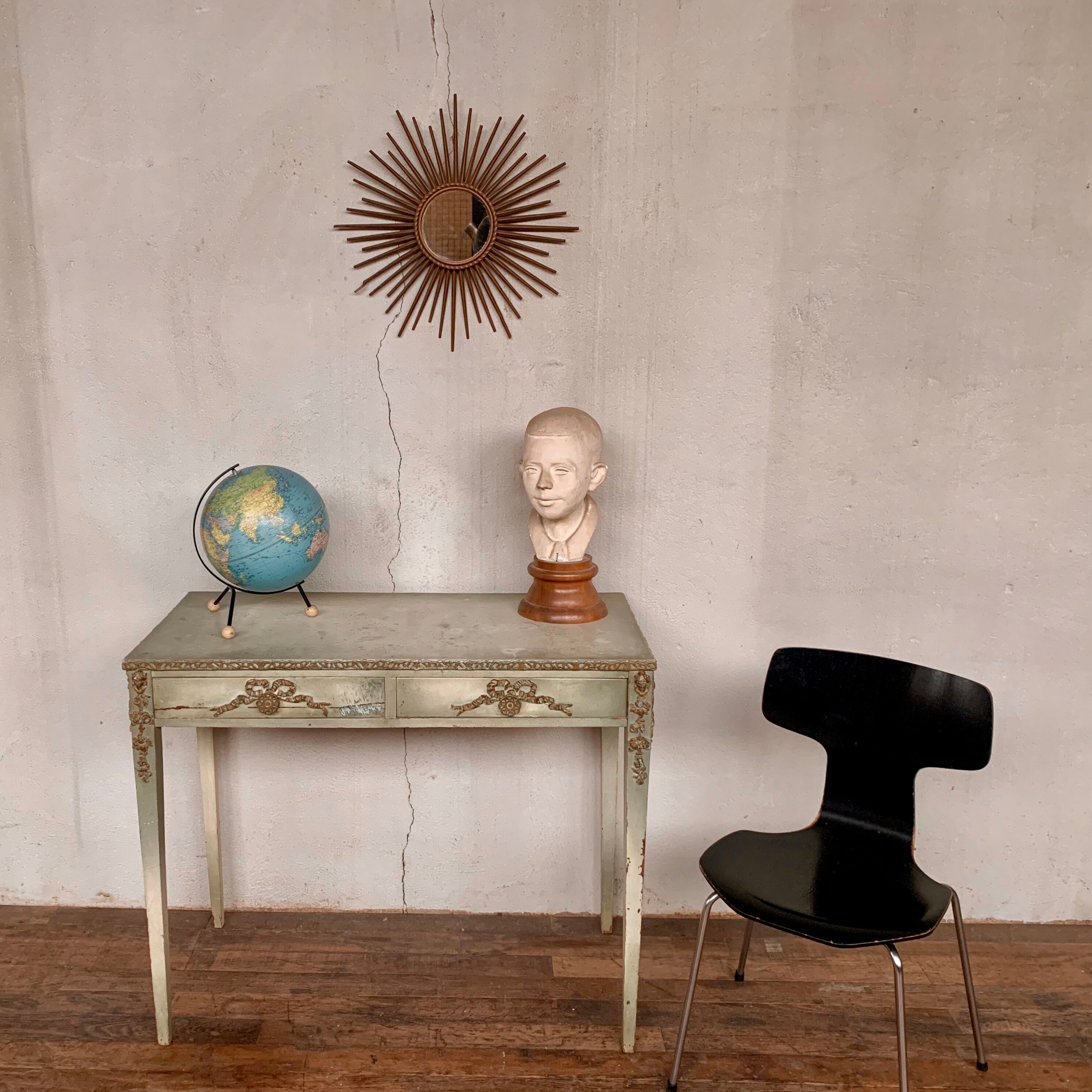 Console, Louis XVI style in pine with original grey patina