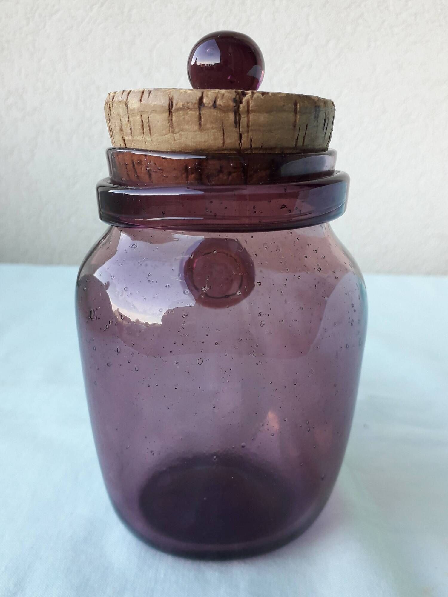 Bubble glass covered pot Biot