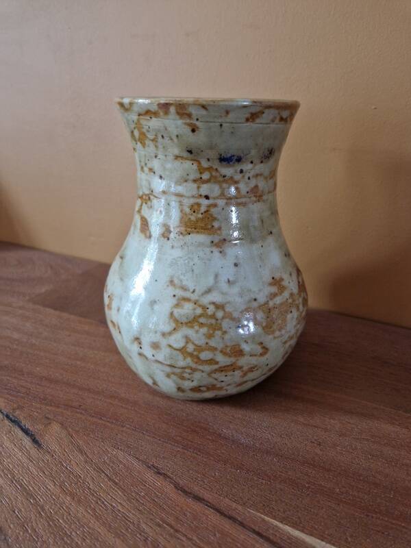 Eugène Lion (1867-1945), artist in Saint Amand en Puisaye - Stoneware vase