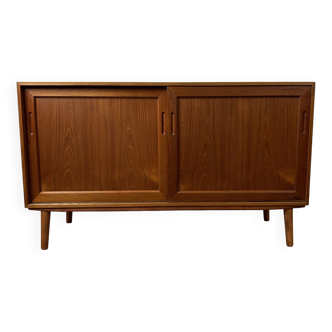 Mid-length Scandinavian vintage teak sideboard, 1960s