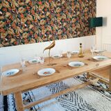 Farm table