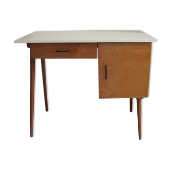 Baumann desk compass feet