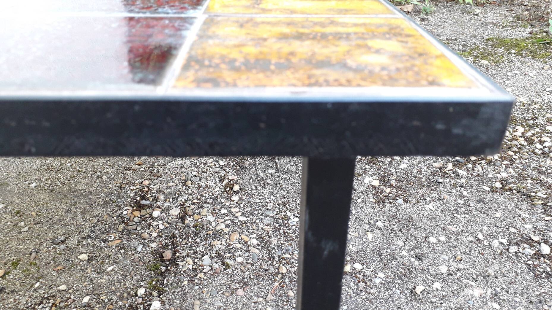 Ceramic coffee table