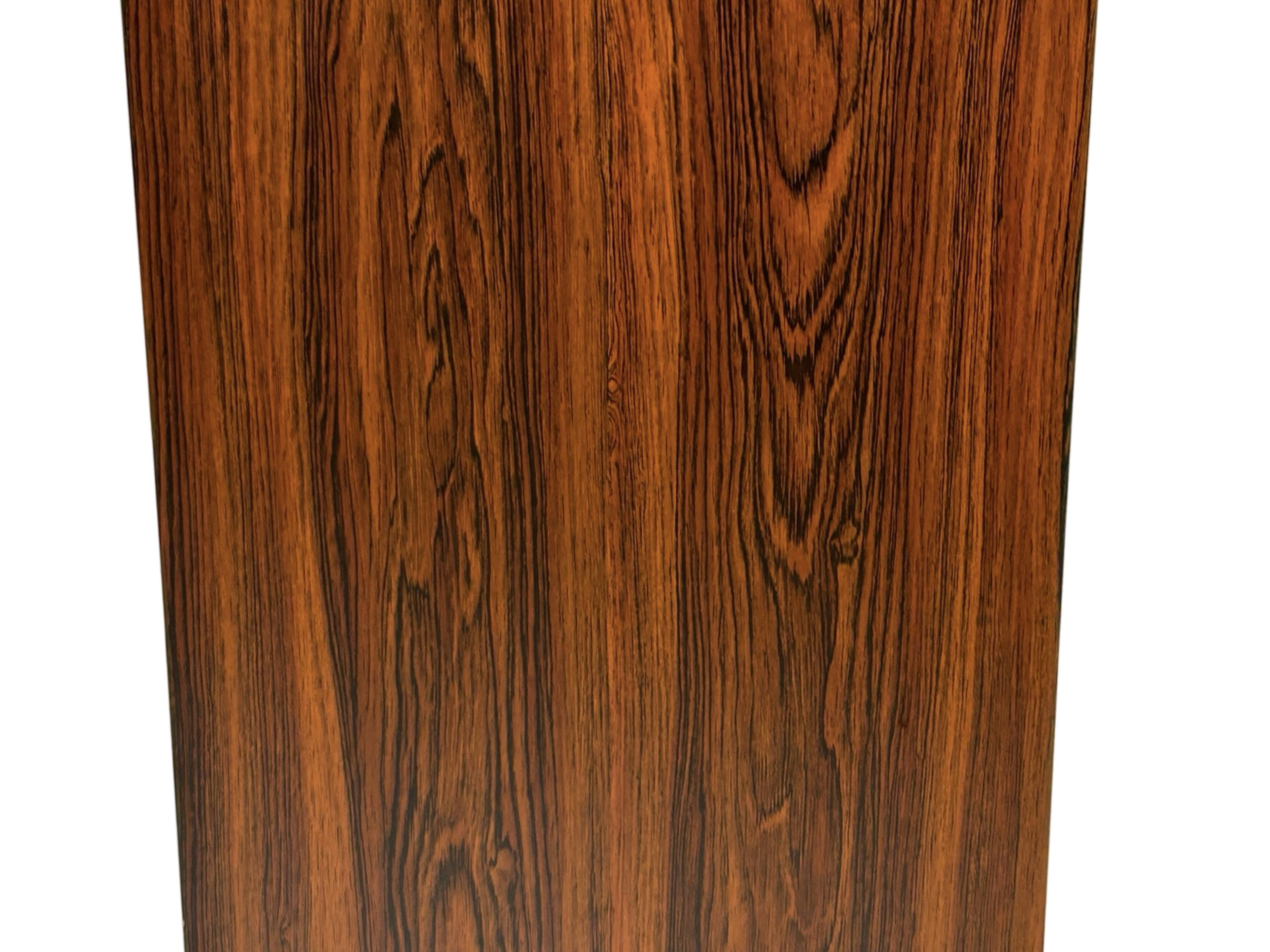 Vintage plant column in rosewood veneer 80s design