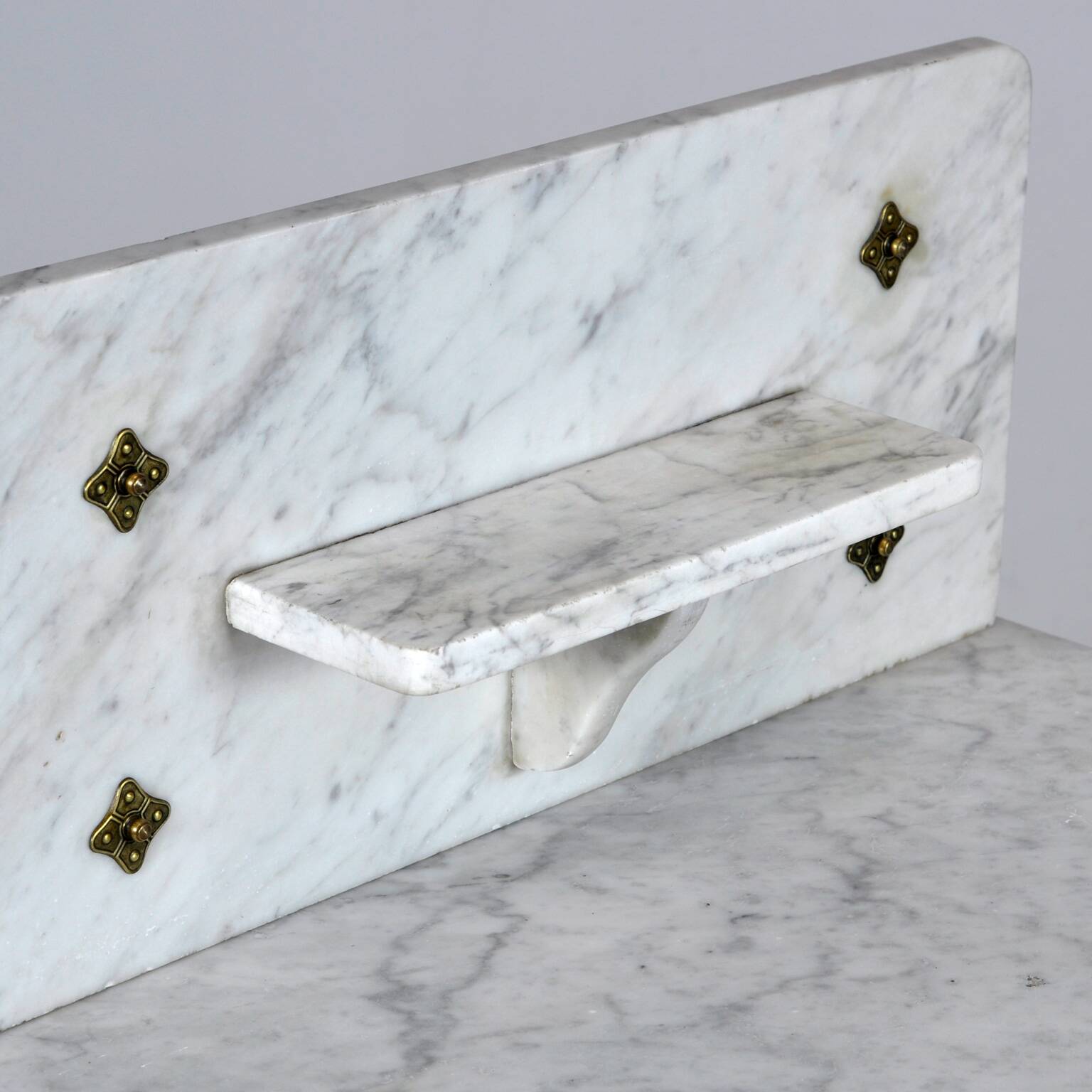 Antique wash stand in brass and marble, circa 1880