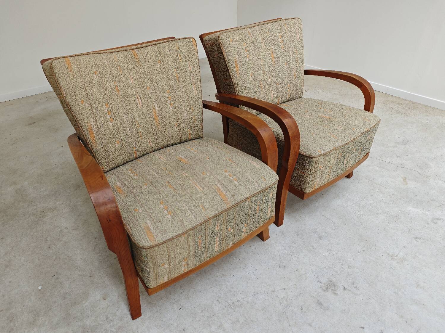 Pair of Krasna Jizba Art Deco solid wood armchairs