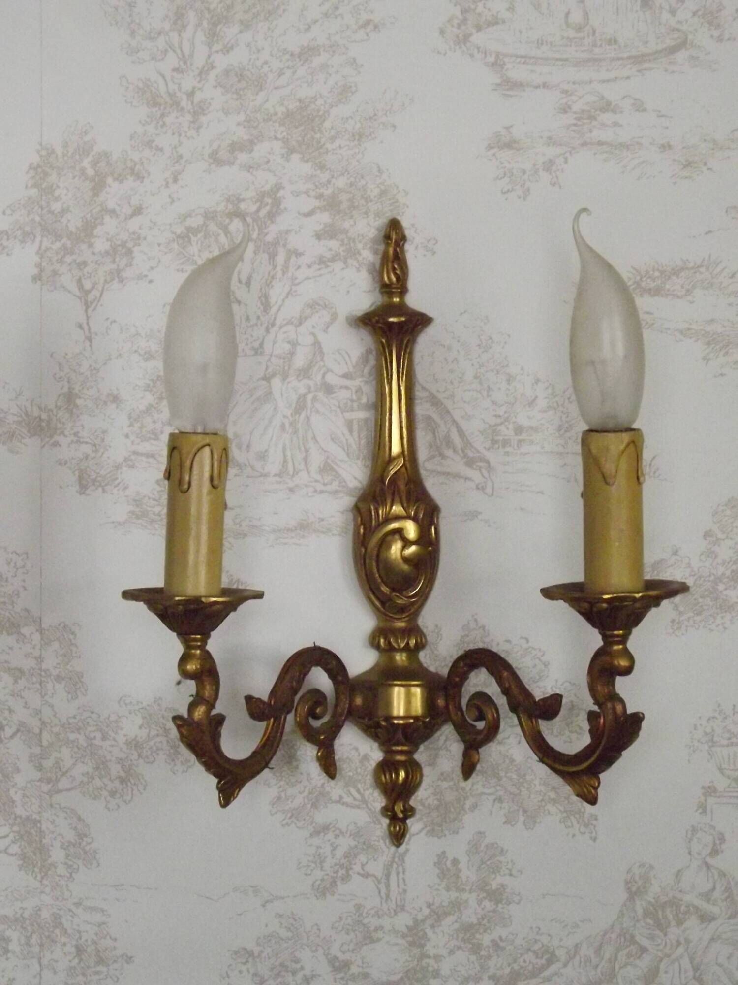 Pair Vintage French Traditional Style Bronze Mid Century Wall Lights 5345