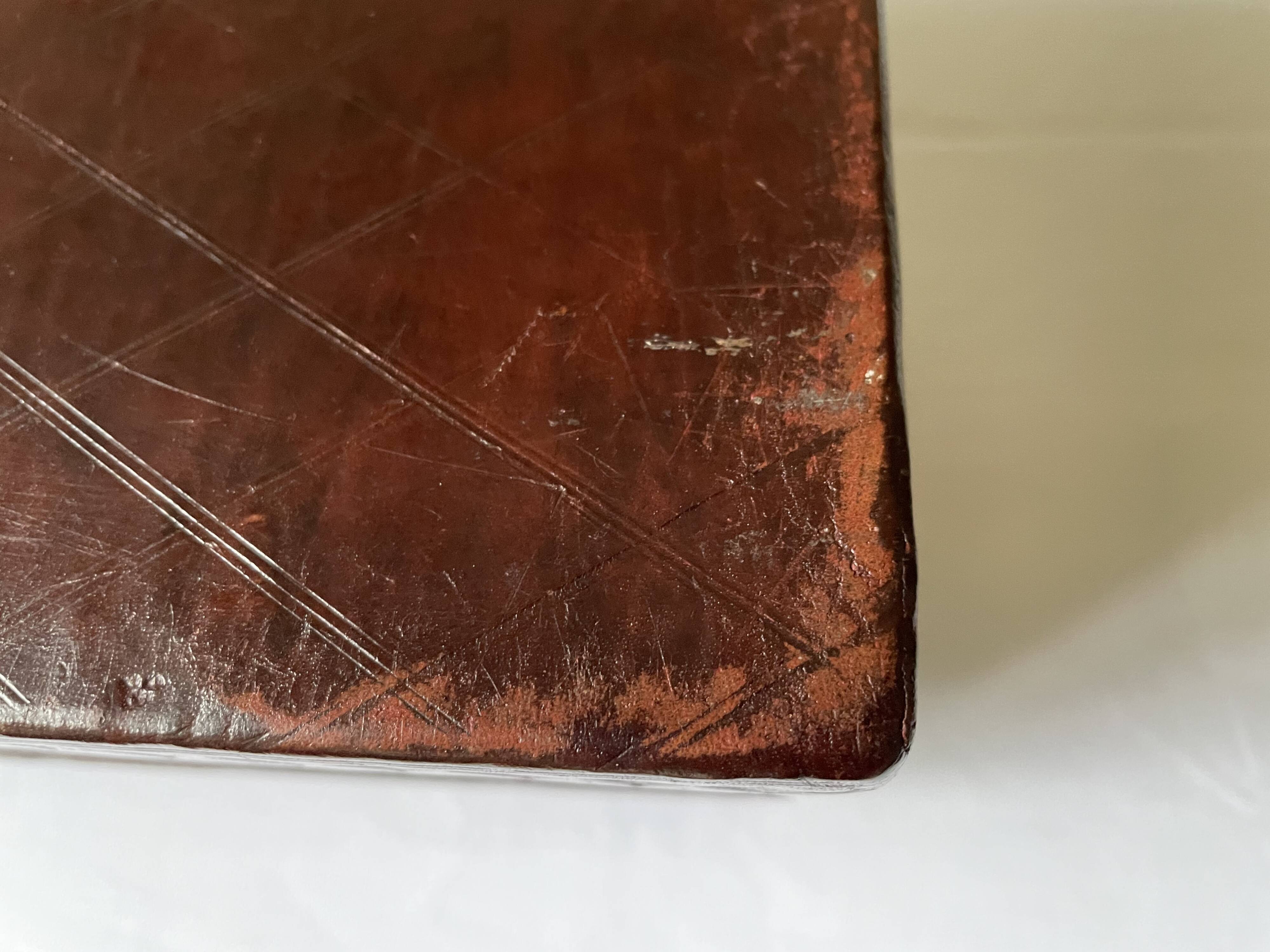 Coffret en cuir embossé Touareg