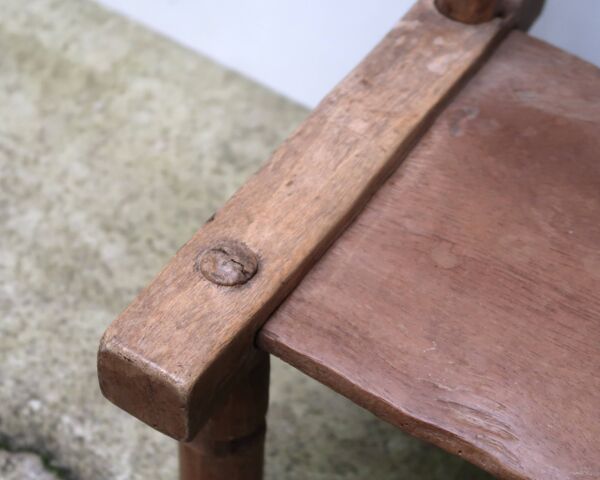 Chaise Baoulé Africaine ancienne en bois, début du 20eme siècle