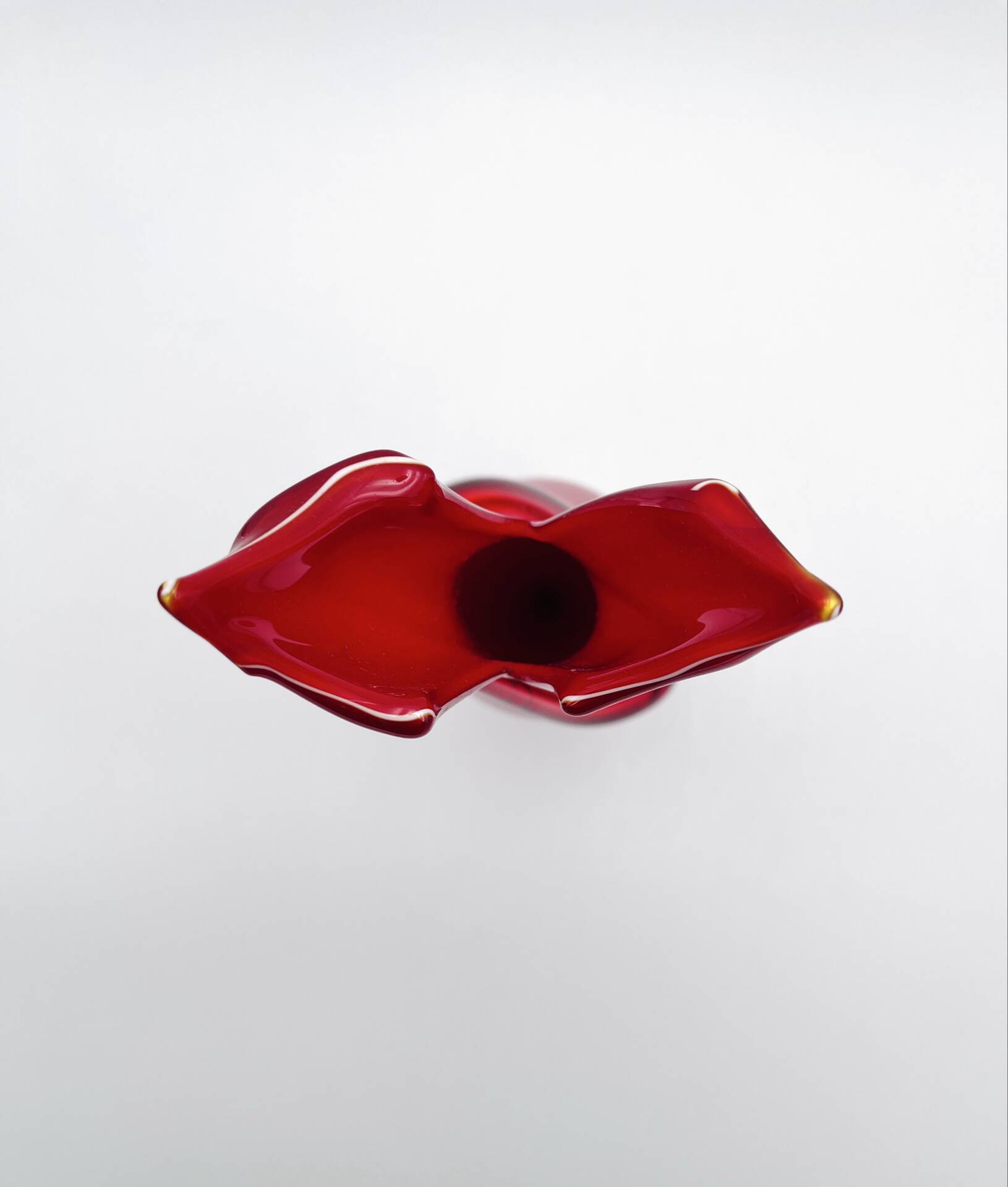Tulip Vase Fratelli Toso Murano Red Crystal Ribbons 37.5cm
