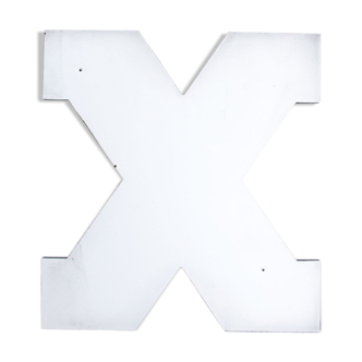 Enamelled letter X