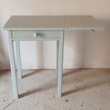 Extendable side table