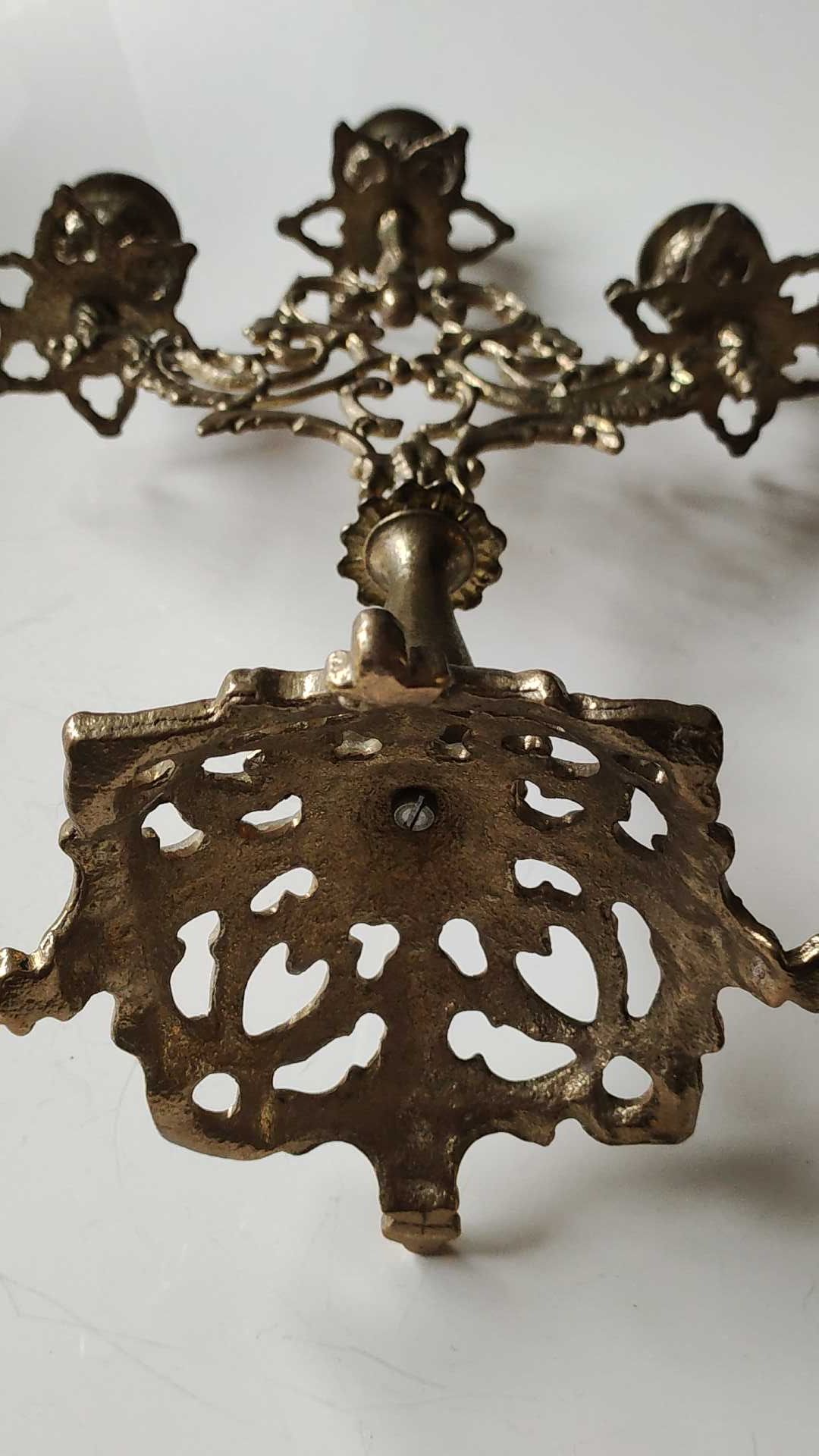 Elegant Antique Chandelier/Candelabra 3 fires in gilded patinated bronze. Baroque/Rococo/Shabby chic style