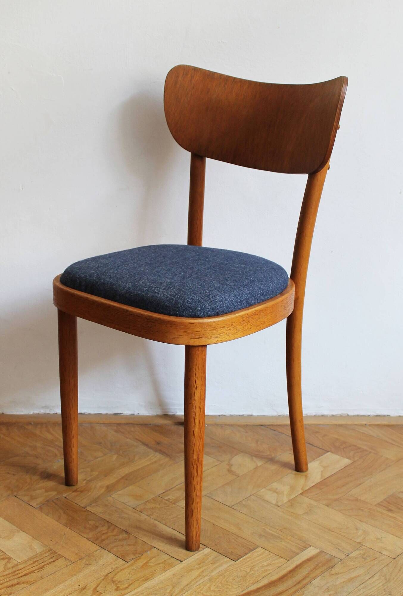 Czechoslovak chair in beech by UP Rousínov, 1960s