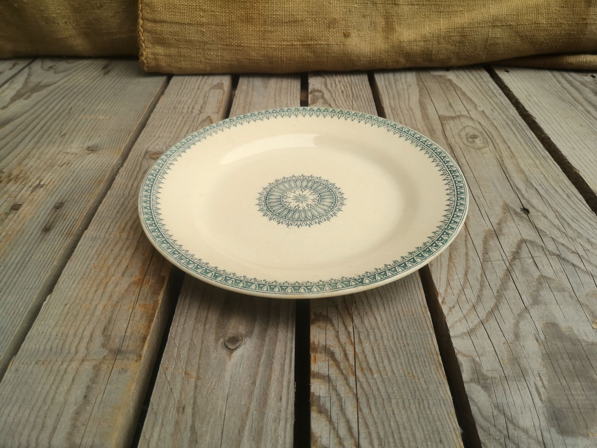 Plate old Terre de Fer Creil and Montereau Collection English