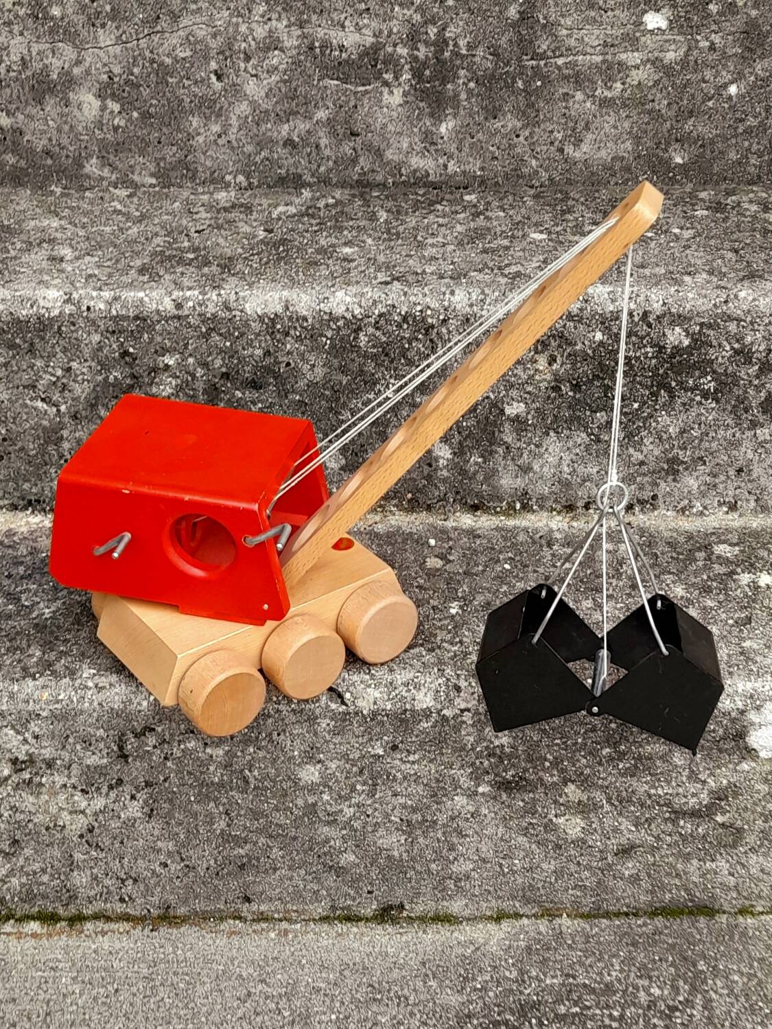 Wooden digger crane toy
