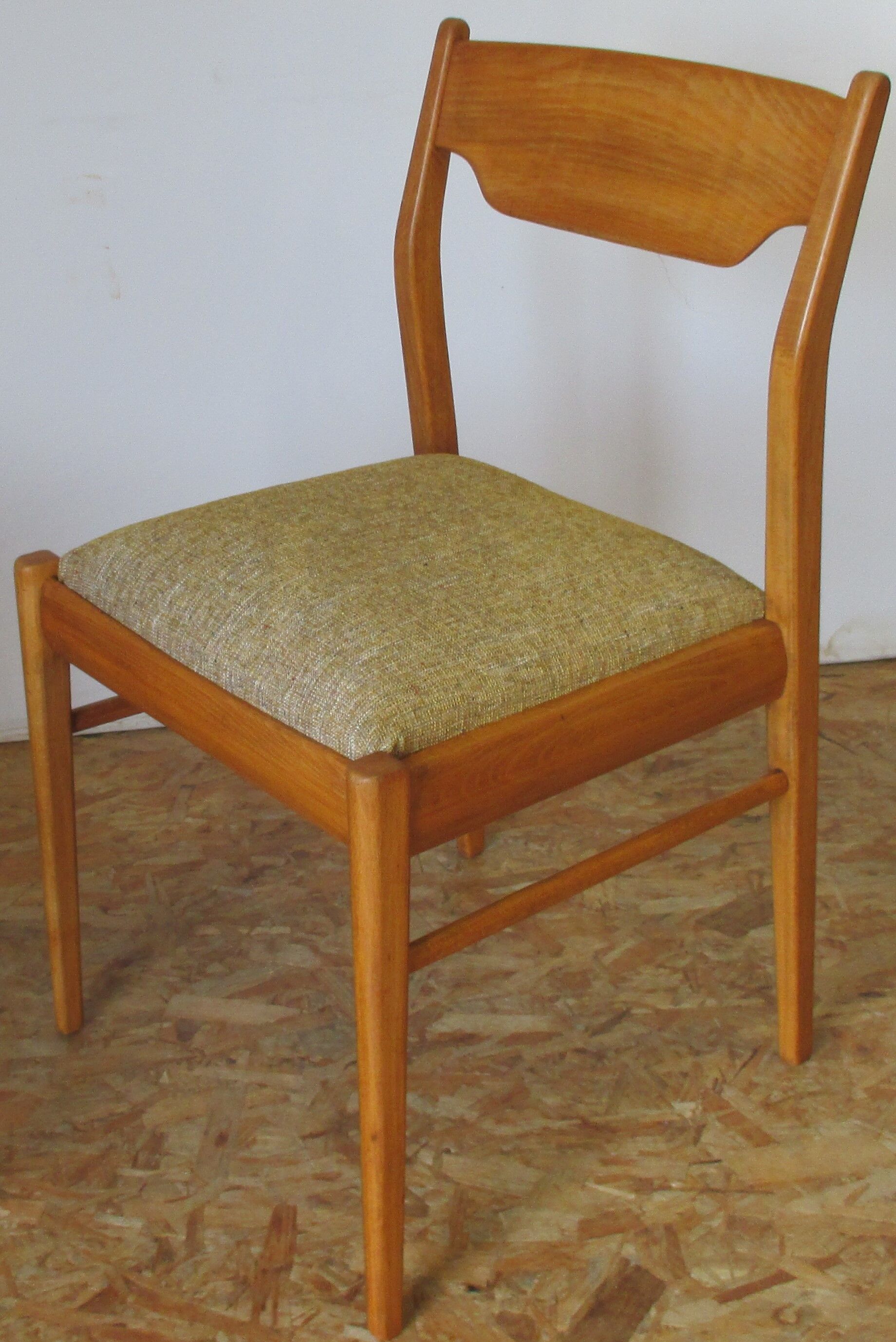 6 Scandinavian chairs 60s in beech Farstrup