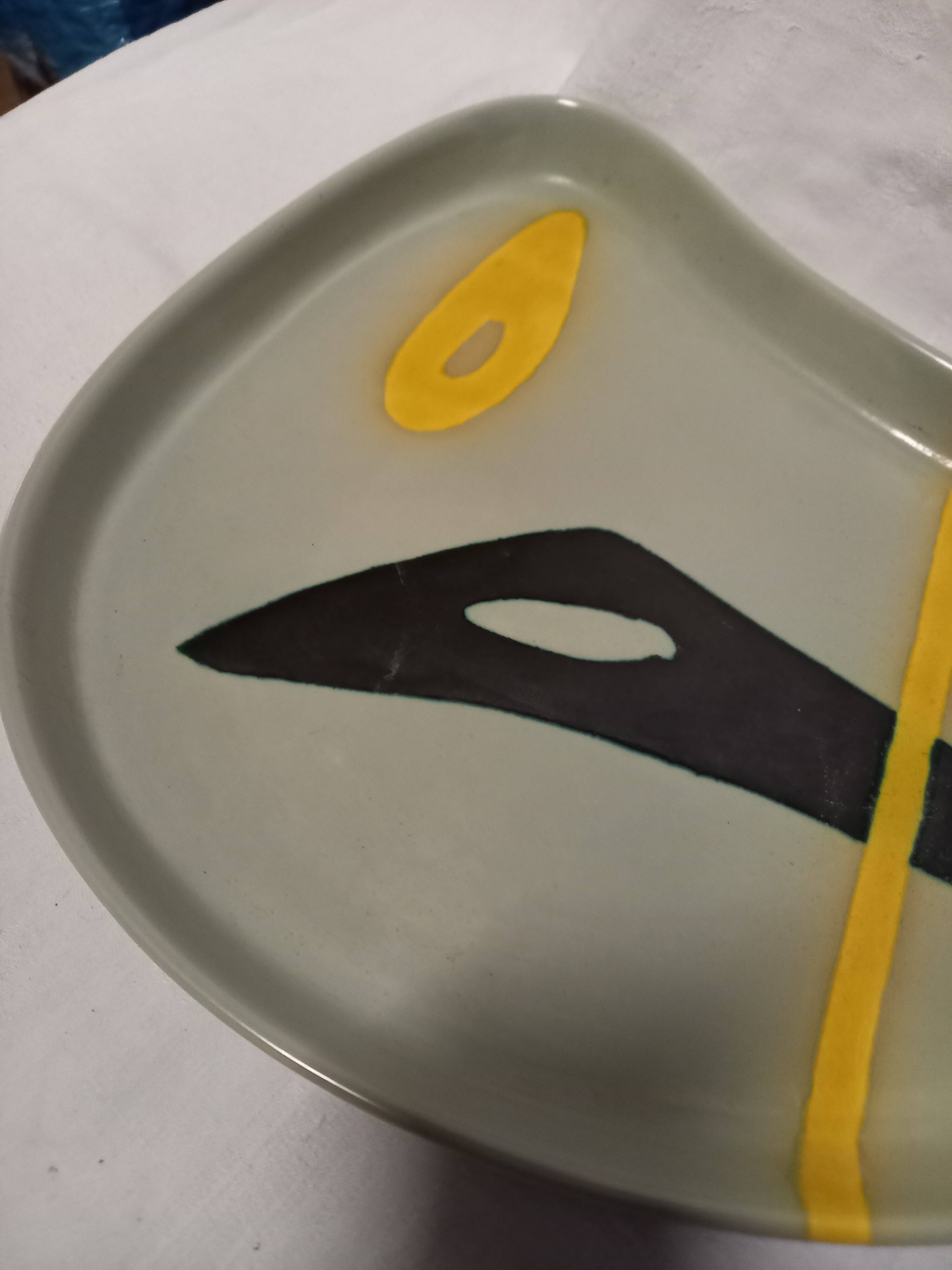 Ceramic dish by Peter Orlando, free form with abstract decoration, 1950s