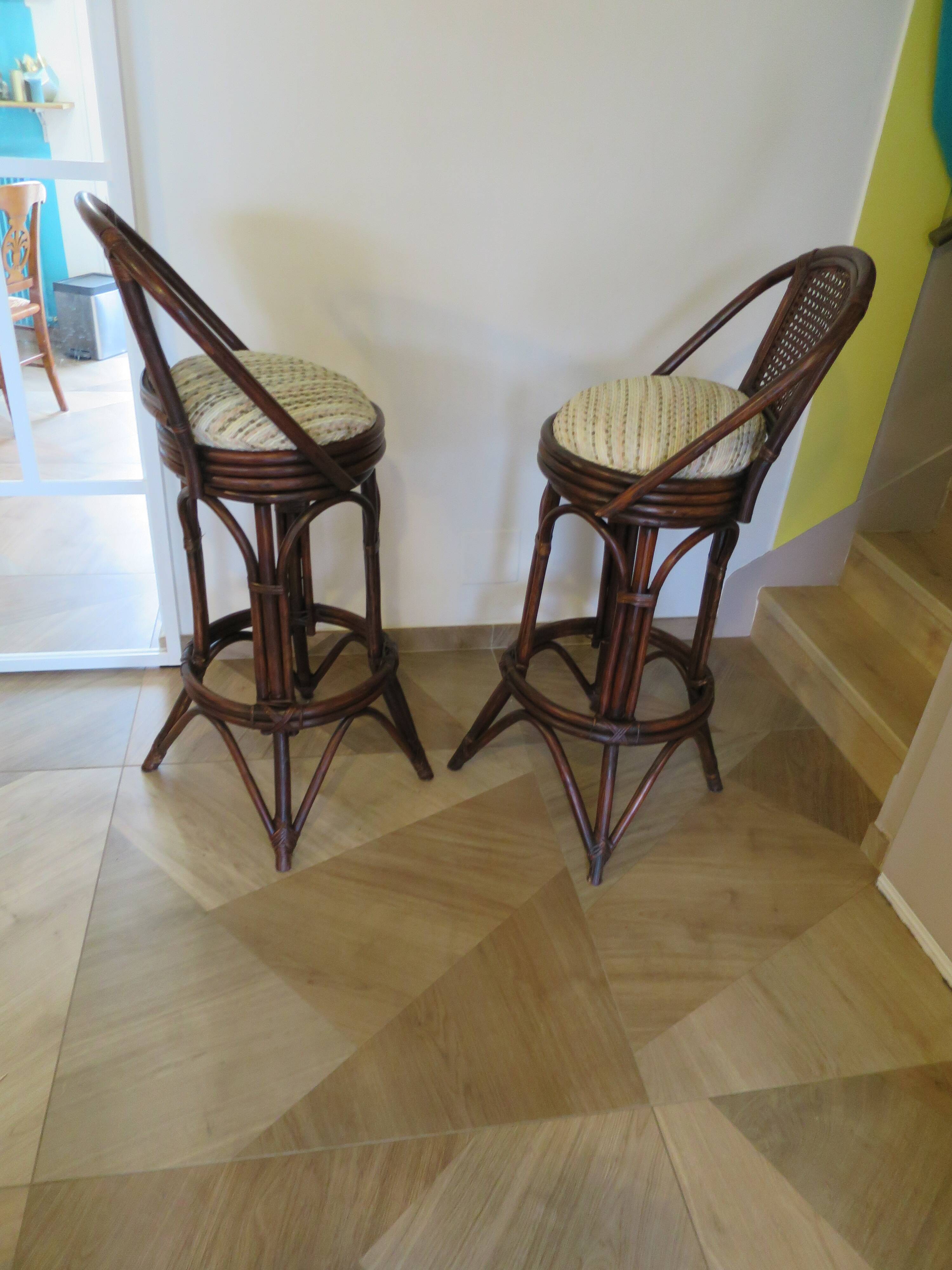 Set of 2 swivel bar stools / chairs - wood - cane - rattan - 80s