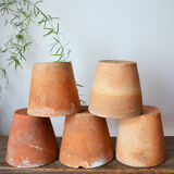 5 pots