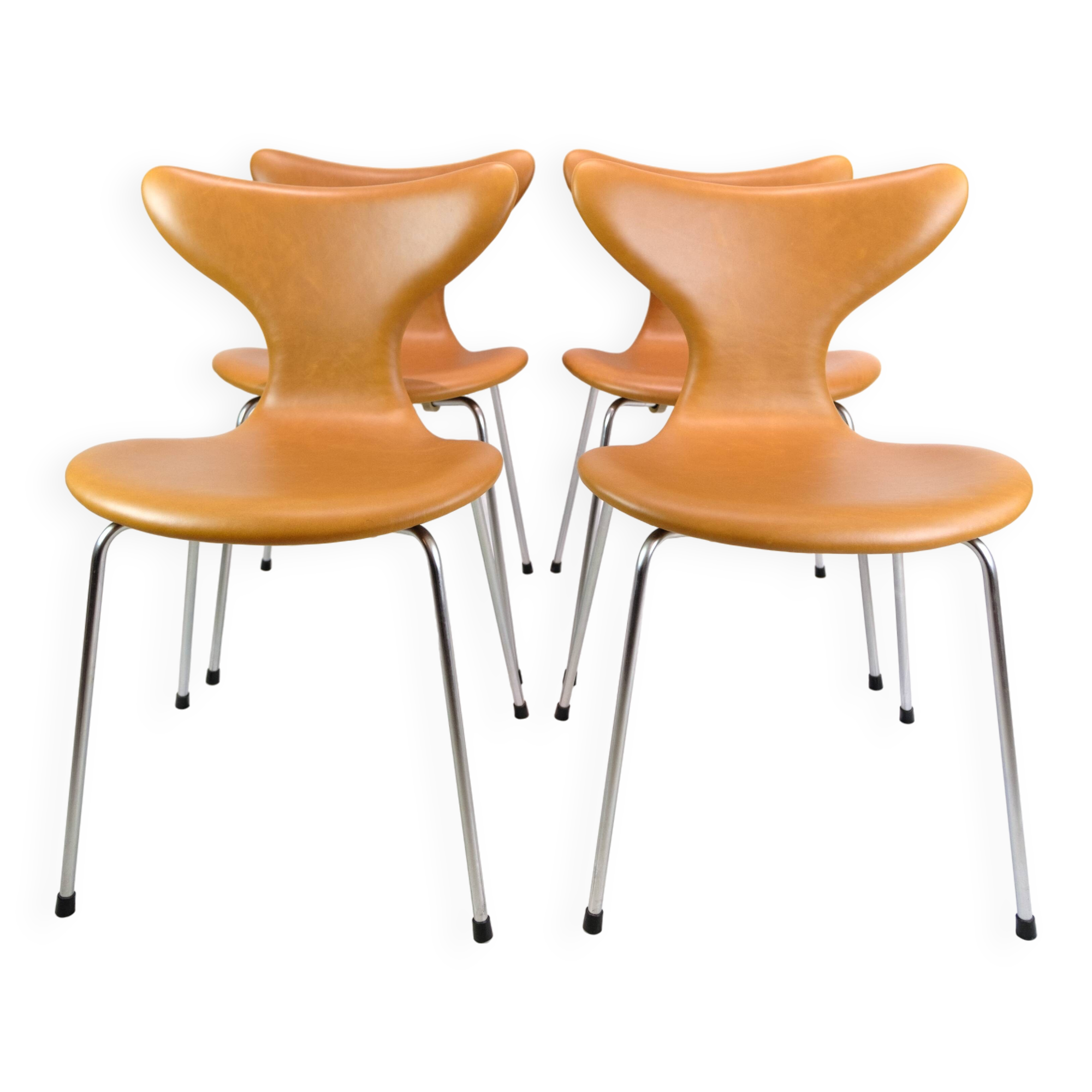 Set Of 4 Dining Chairs Model 3108 Lily/Seagull Made In Cognac Elegance Leather By Arne Jacobsen