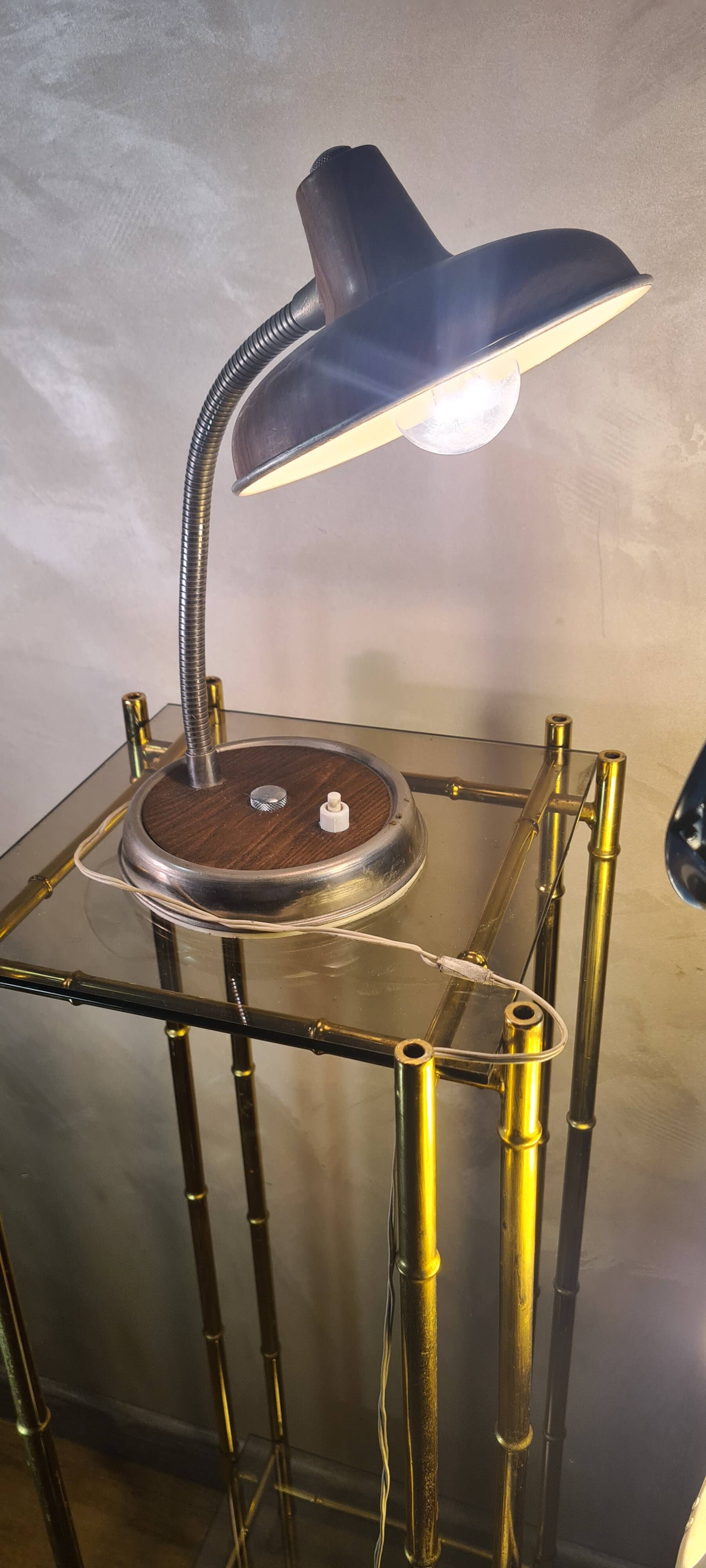 small desk lamp 1950 a 60 aluminum faux wood original electricity works well, rep breed