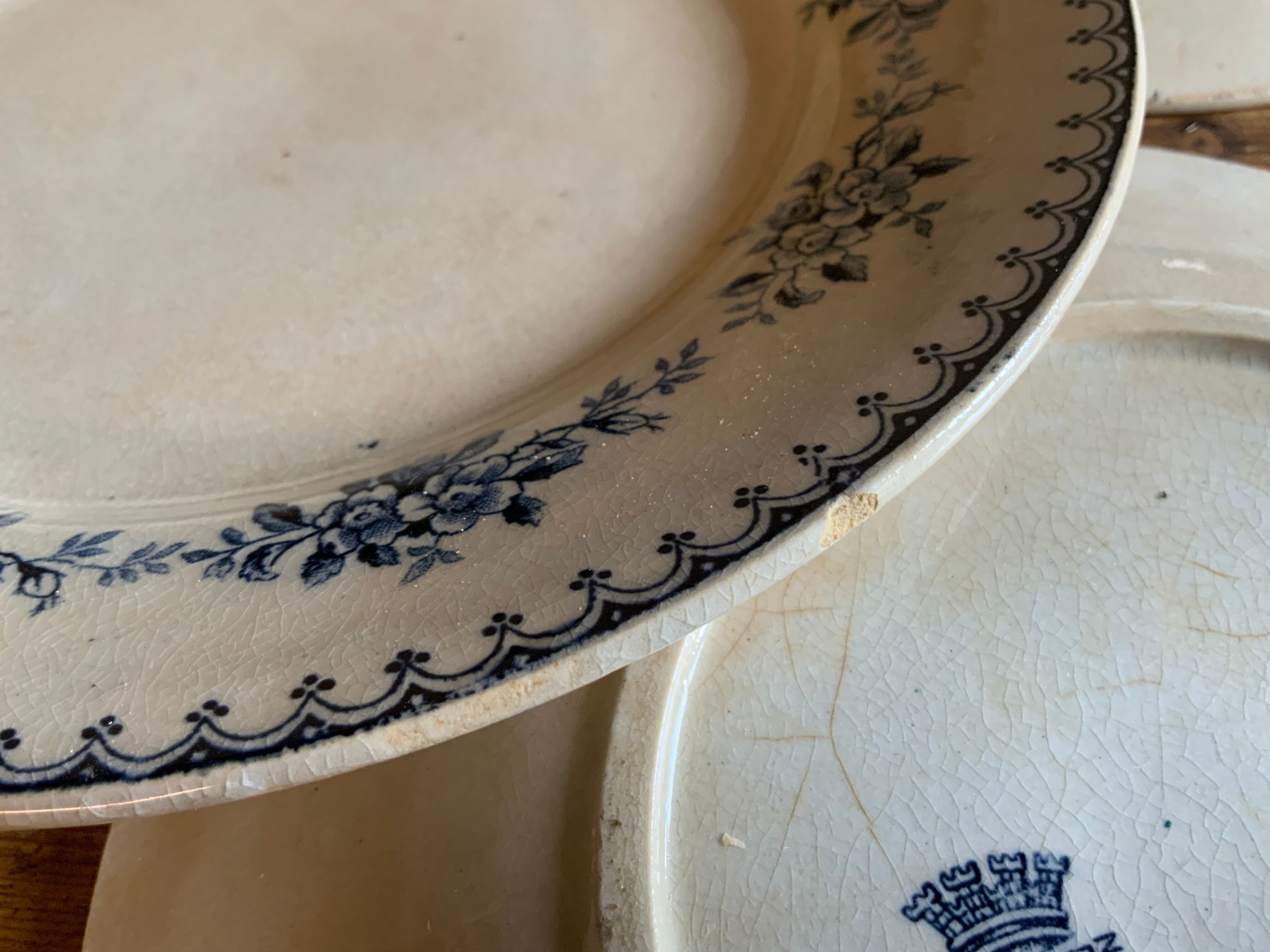 5 plates "Arcachon" Iron Land