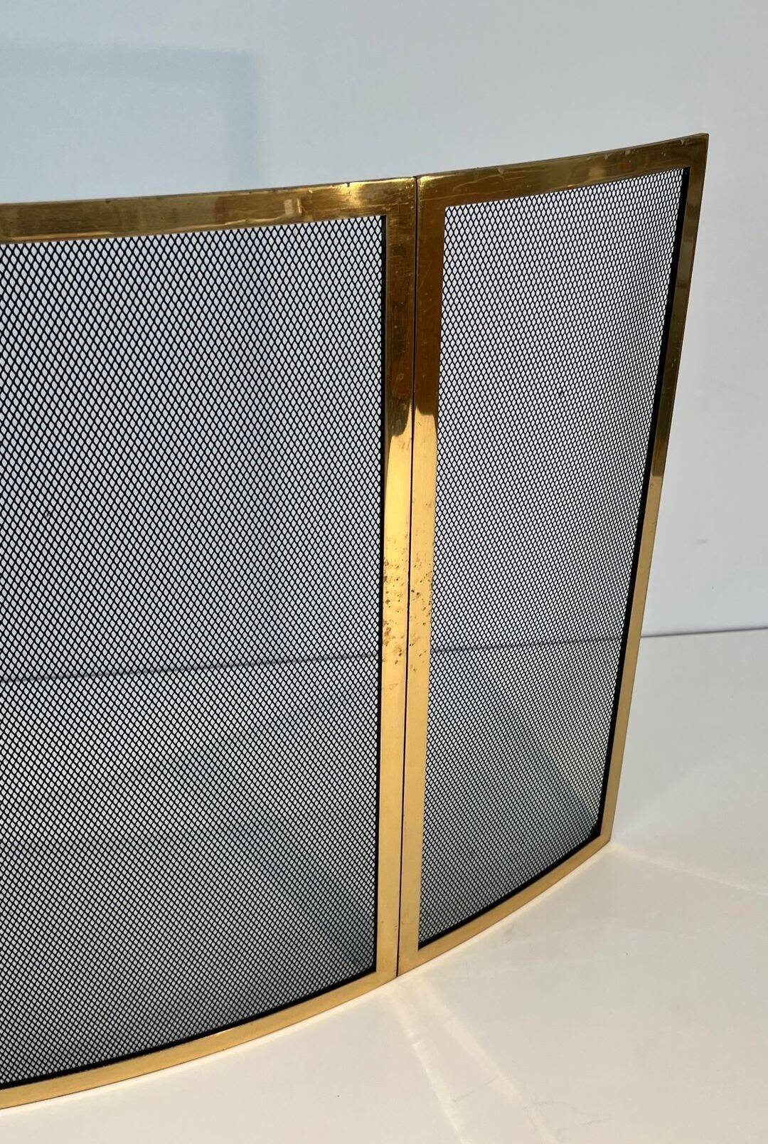 Curved Three-Panel Fire Screen in Polished Brass and Black Grille, in Style of