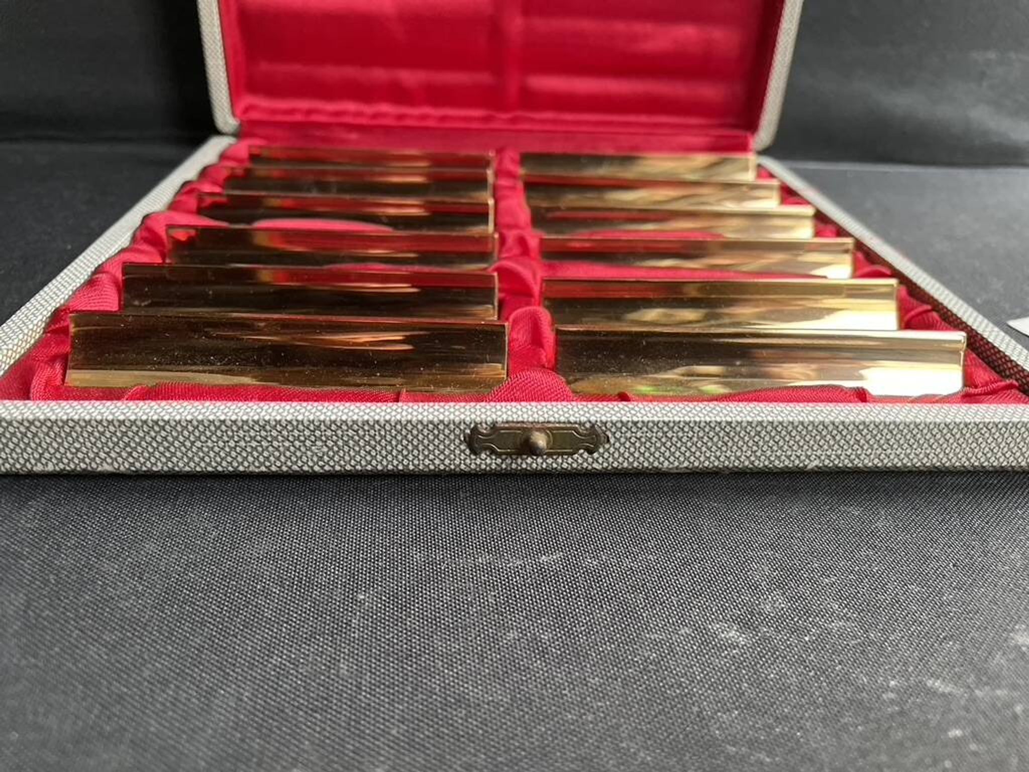 2968 and 2969 – Box of 12 gilded copper knife holders – Navarre factories in Évreux (Eure)