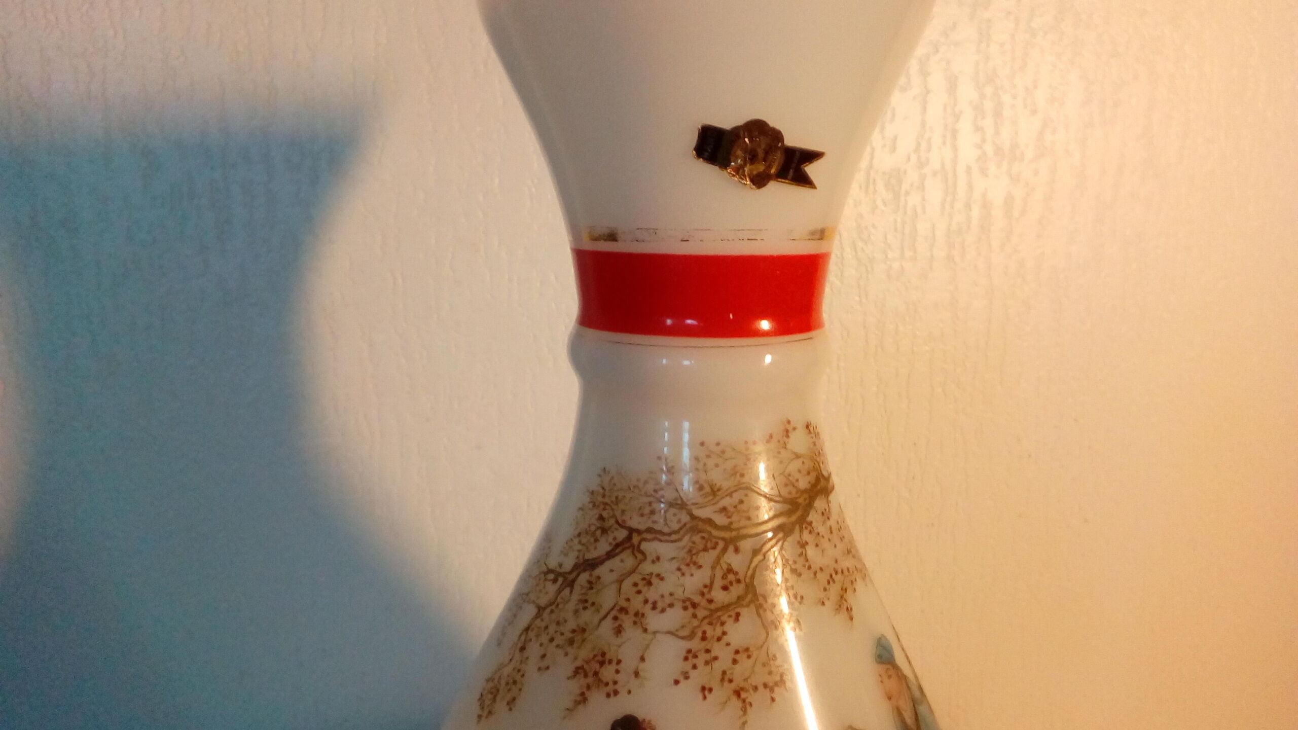 Opaline vase italy asian decor japan geisha
