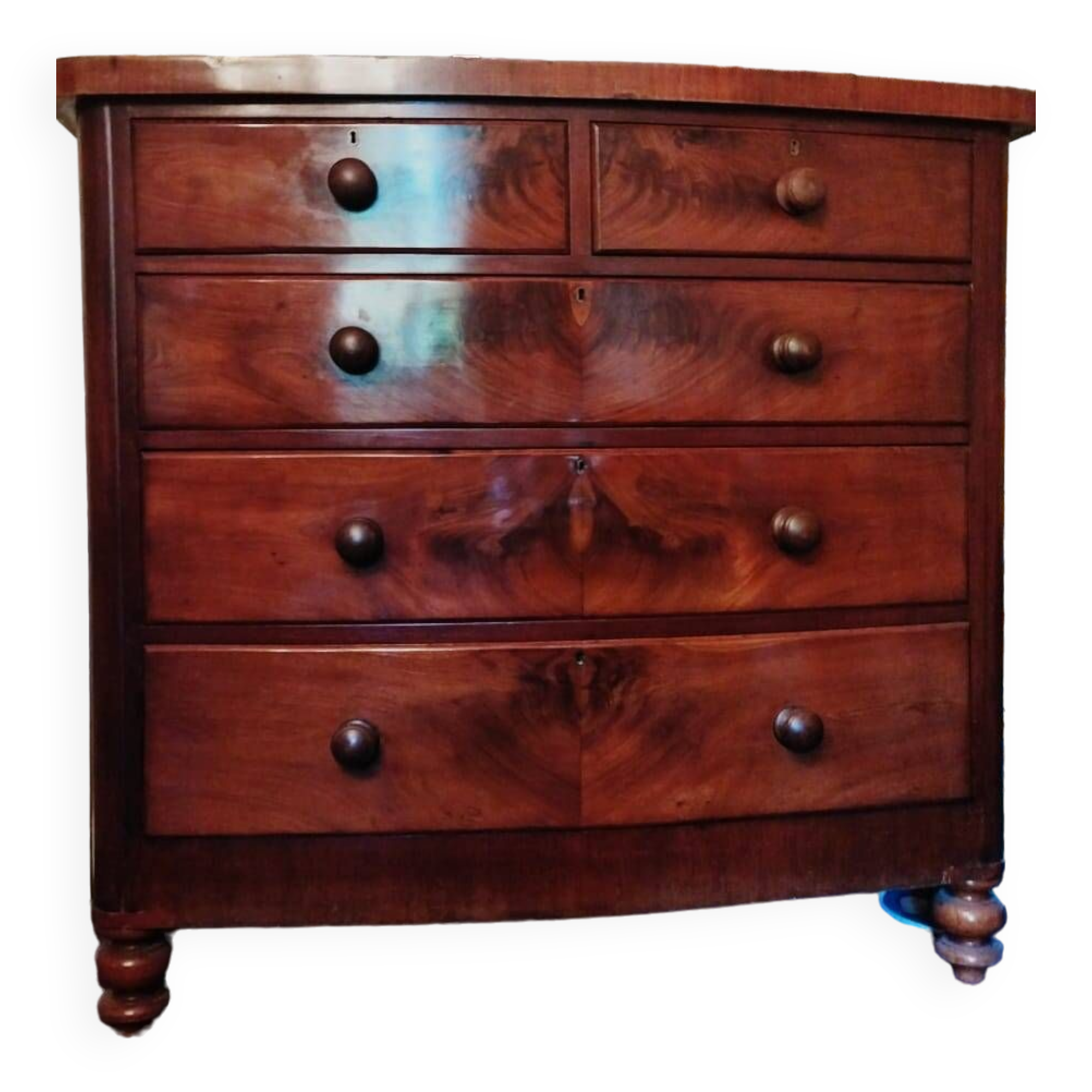 19th century English chest of drawers