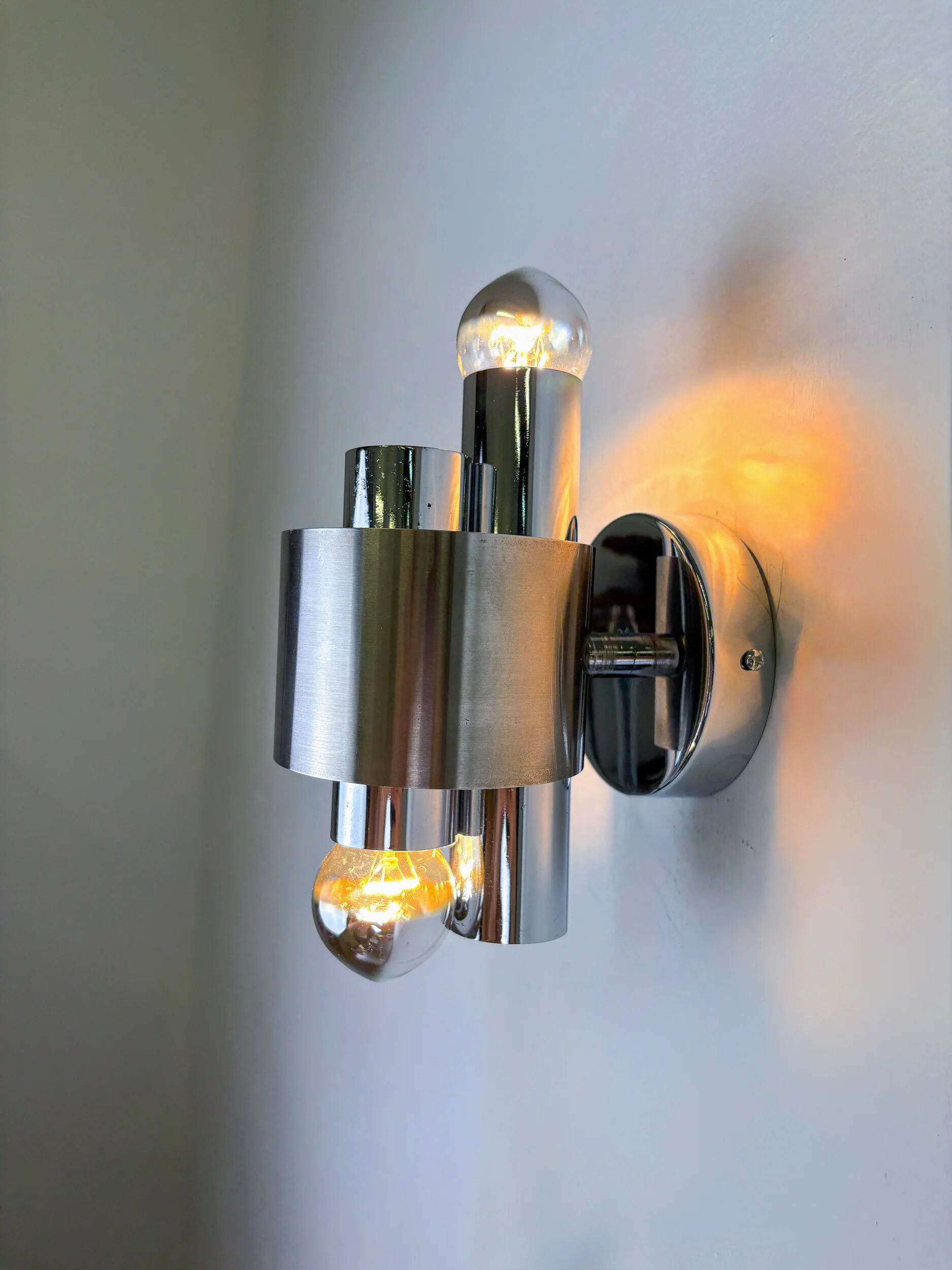 Space age 2-light wall sconce, chromed metal, Italy, 1970s