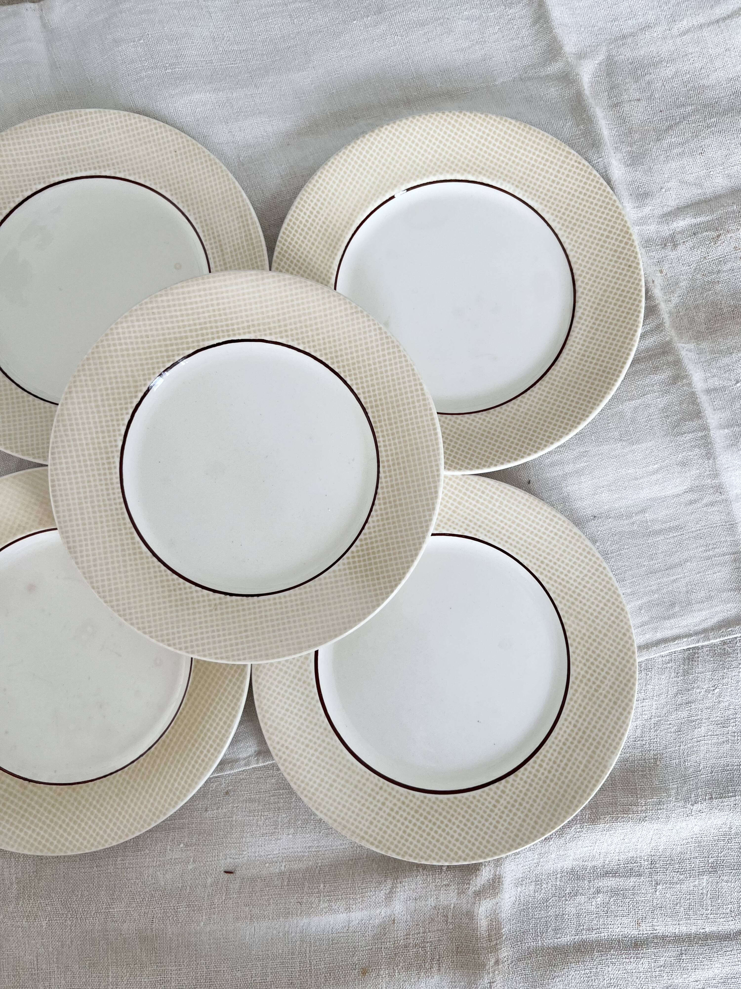 5 vintage earthenware dessert plates stamped Salins - Marli beige and white gingham